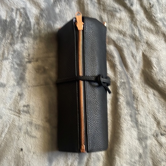 Sephora Makeup Brush Holder - Picture 5 of 7